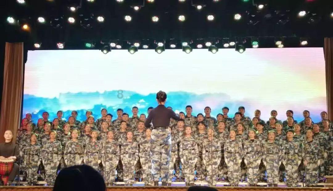 如何计算UPS负载箱的功率需求?
